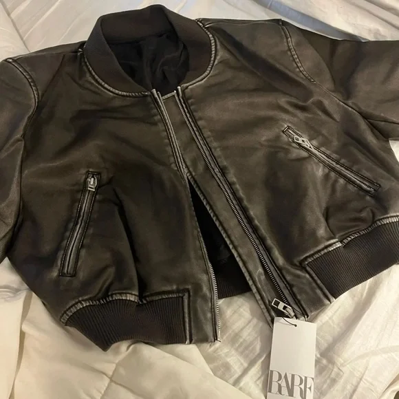 Leather bomber jacket - Picture 4 of 4